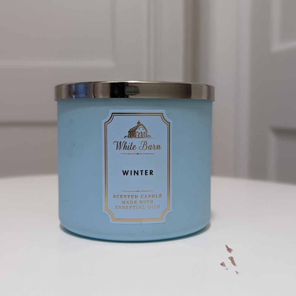 White Barn, Bath and Body Works- Winter Scented Candle